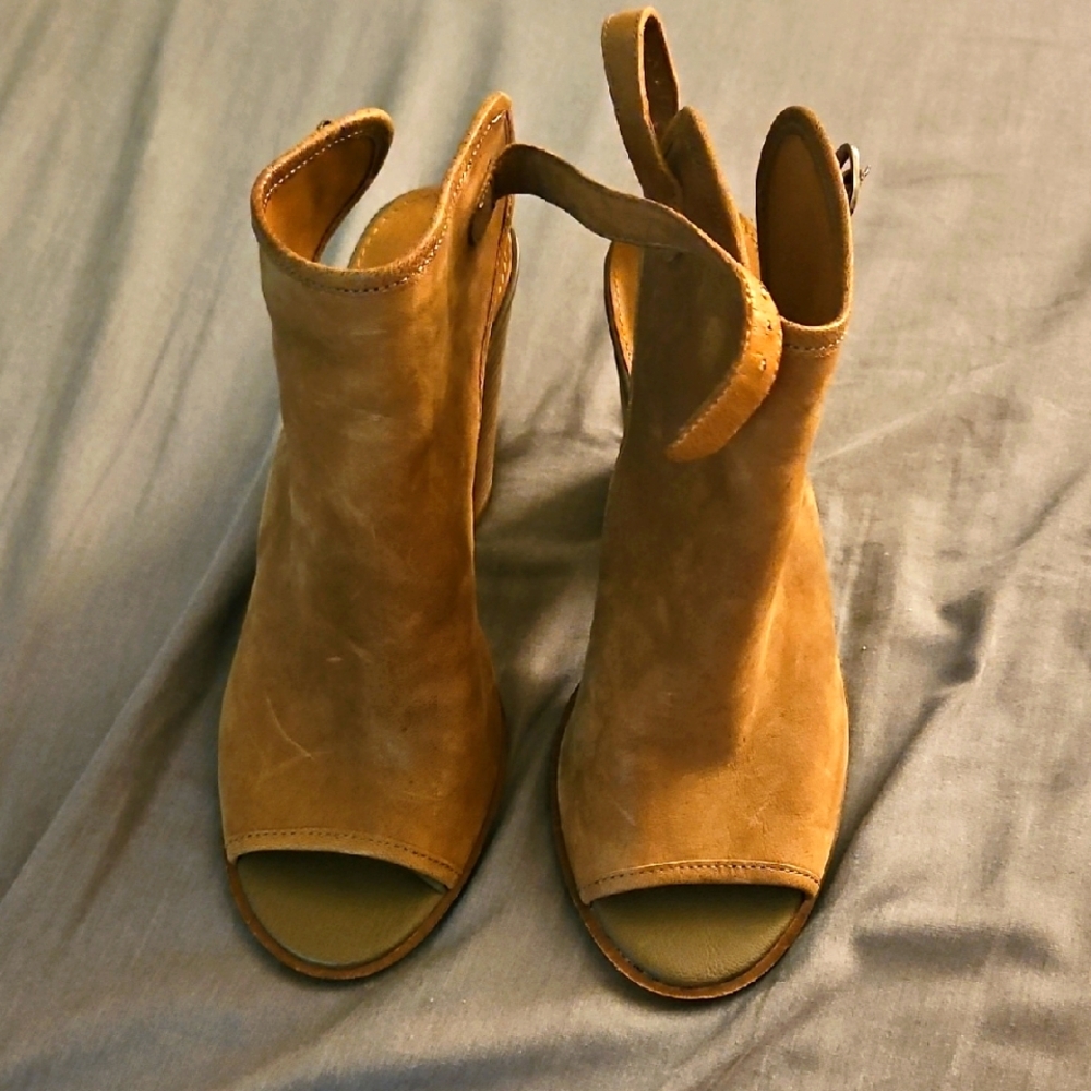 Lucky Brand Tan Open-Toe Ankle Boots